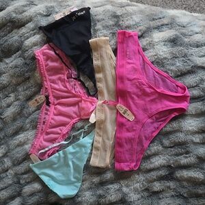 5-NWT Victoria Secret undies large